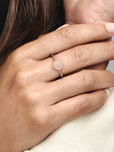 ENDVERKAUF – Eleganter Funkelring – 14 Karat Roségold-Beschichtung ENDVERKAUF – Eleganter Funkelring – 14 Karat Roségold-Beschichtung