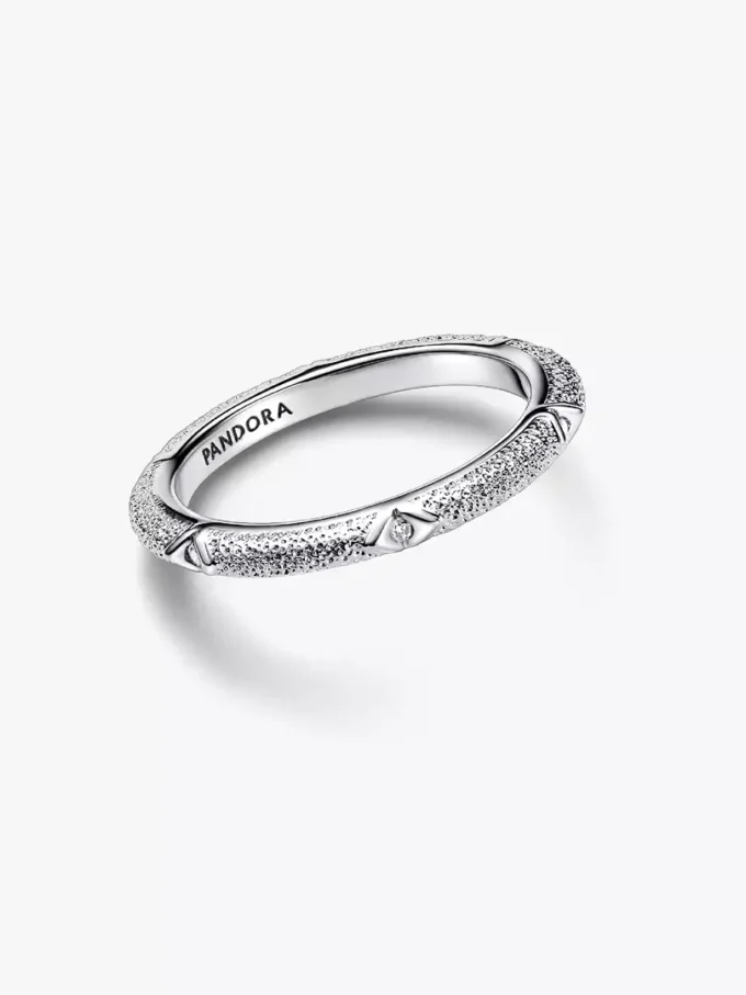 Endverkauf – Ring aus Sterlingsilber mit Struktur und Steinen