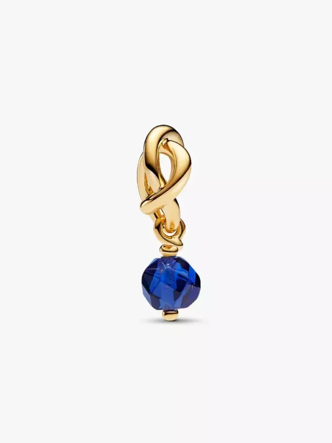 Facettierter blauer Eternity Circle-Dangle Charm, 14-karätig vergoldet Facettierter blauer Eternity Circle-Dangle Charm, 14-karätig vergoldet