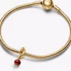 Facettierter roter Eternity-Circle-Dangle Charm, 14-karätig vergoldet