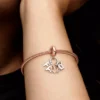 Familienbuchstaben-Dangle Charm aus Sterlingsilber, 14 Karat Roségold-Beschichtung Familienbuchstaben-Dangle Charm aus Sterlingsilber, 14 Karat Roségold-Beschichtung