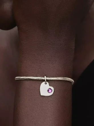 Februar gravierbarer Herz-Dangle Charm mit violettem Stein, Sterlingsilber