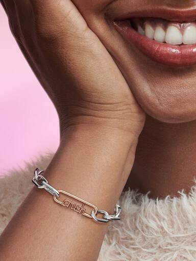 FINAL SALE – Pandora ME Styling Crush Word Link – 14 Karat Roségold-Beschichtung FINAL SALE – Pandora ME Styling Crush Word Link – 14 Karat Roségold-Beschichtung