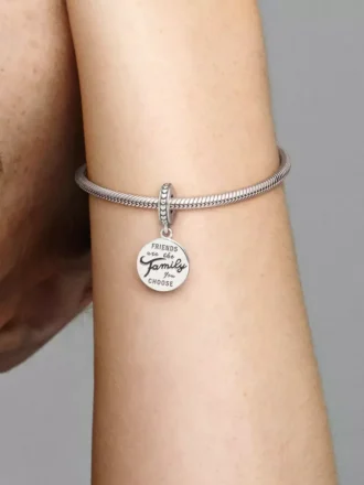 Friends are family-Dangle Charm aus Sterlingsilber