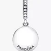 Friends are family-Dangle Charm aus Sterlingsilber Friends are family-Dangle Charm aus Sterlingsilber