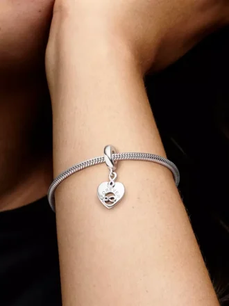 „Friends Forever“-Dangle Charm aus Sterlingsilber „Friends Forever“-Dangle Charm aus Sterlingsilber