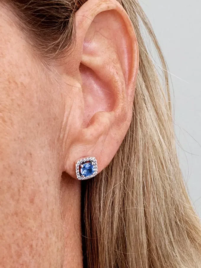 Funkelnde quadratische blaue Halo-Ohrringe aus Sterlingsilber Funkelnde quadratische blaue Halo-Ohrringe aus Sterlingsilber
