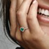 Funkelnder blauer Ring mit erhabenem Herz – 14 Karat Roségold-Beschichtung Funkelnder blauer Ring mit erhabenem Herz – 14 Karat Roségold-Beschichtung