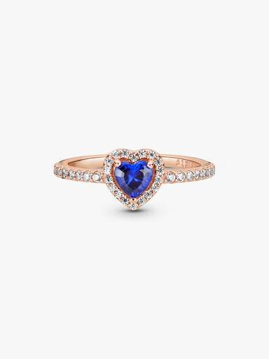 Funkelnder blauer Ring mit erhabenem Herz – 14 Karat Roségold-Beschichtung Funkelnder blauer Ring mit erhabenem Herz – 14 Karat Roségold-Beschichtung