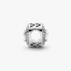 Funkelnder Charm mit abgestuften Herzen aus Sterlingsilber Funkelnder Charm mit abgestuften Herzen aus Sterlingsilber