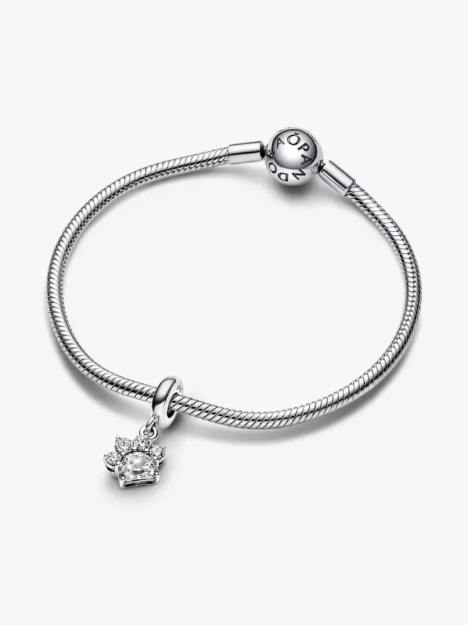 Funkelnder Dangle Charm mit Tierpfotenabdruck aus Sterlingsilber Funkelnder Dangle Charm mit Tierpfotenabdruck aus Sterlingsilber