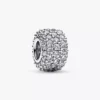 Funkelnder dreireihiger Charm aus Sterlingsilber Funkelnder dreireihiger Charm aus Sterlingsilber