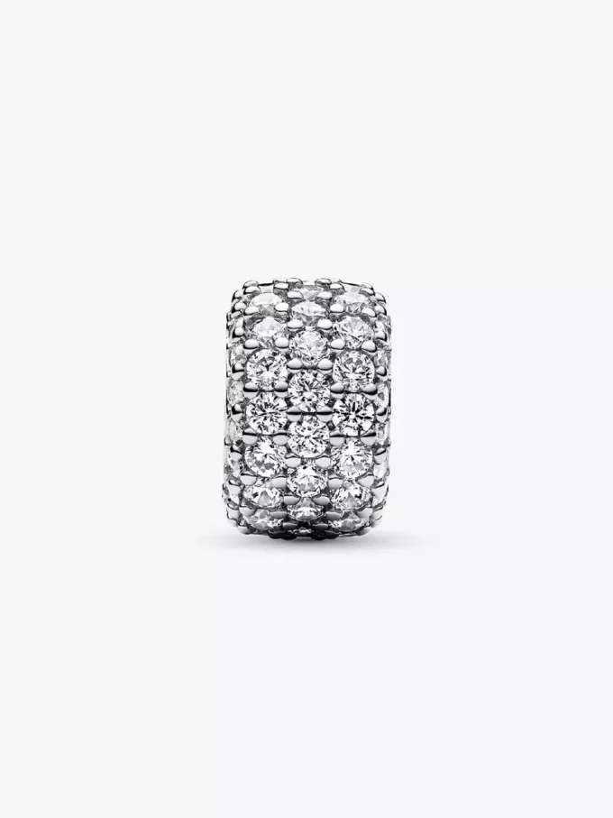 Funkelnder dreireihiger Charm aus Sterlingsilber Funkelnder dreireihiger Charm aus Sterlingsilber
