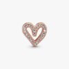 Funkelnder Freehand Heart Charm – 14 Karat Roségold-Beschichtung Funkelnder Freehand Heart Charm – 14 Karat Roségold-Beschichtung
