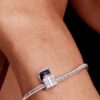 Funkelnder Geschenkbox-Charm – Sterlingsilber Funkelnder Geschenkbox-Charm – Sterlingsilber