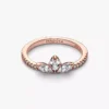 Funkelnder Herbarium-Cluster-Ring, 14 Karat Roségold-Beschichtung Funkelnder Herbarium-Cluster-Ring, 14 Karat Roségold-Beschichtung