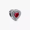 Funkelnder Herz-Charm in Stufenoptik aus Sterlingsilber Funkelnder Herz-Charm in Stufenoptik aus Sterlingsilber