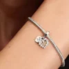 Funkelnder Herz-Dangle Charm aus Sterlingsilber Funkelnder Herz-Dangle Charm aus Sterlingsilber