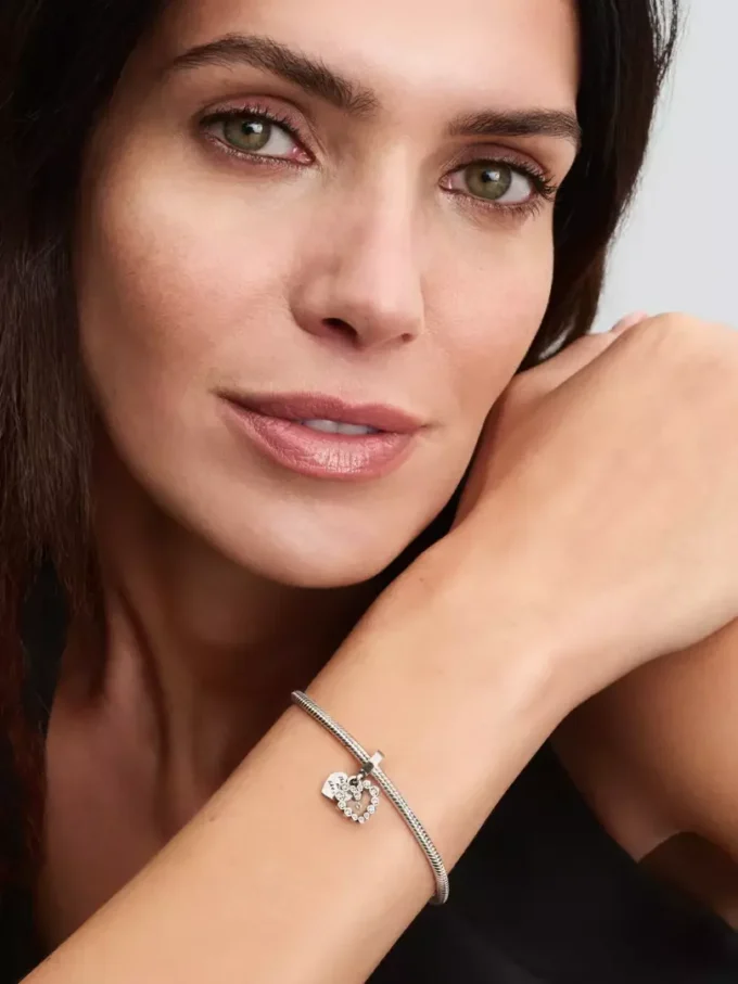 Funkelnder Herz-Dangle Charm aus Sterlingsilber Funkelnder Herz-Dangle Charm aus Sterlingsilber