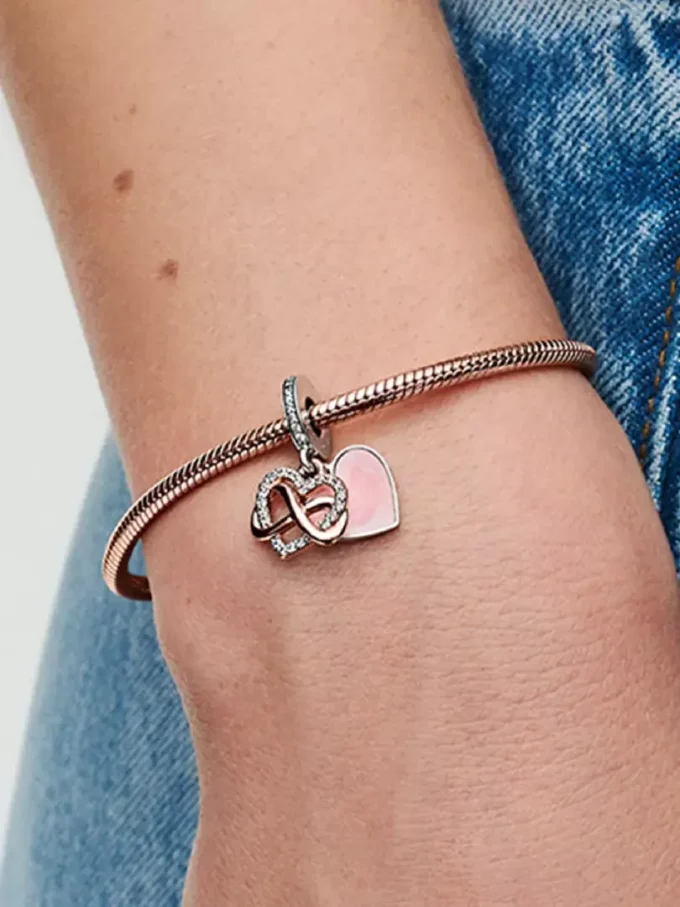 Funkelnder Infinity-Herz-Dangle Charm aus Sterlingsilber, 14 Karat Roségold-Beschichtung