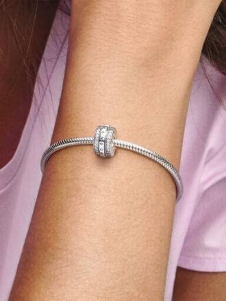 Funkelnder Pavé-Linien- & Logo-Clip Charm – Sterlingsilber