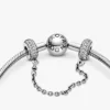 Funkelnder Pavé-Safety Chain-Charm aus Sterlingsilber