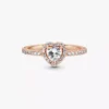 Funkelnder Ring mit erhabenem Herz, 14-karätige Roségoldbeschichtung