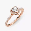 Funkelnder Ring mit erhabenem Herz, 14-karätige Roségoldbeschichtung