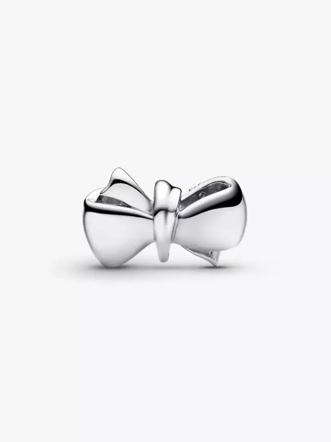 Funkelnder Schleifen-Charm aus Sterlingsilber Funkelnder Schleifen-Charm aus Sterlingsilber