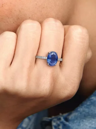 Funkelnder Statement-Halo-Ring aus Sterlingsilber