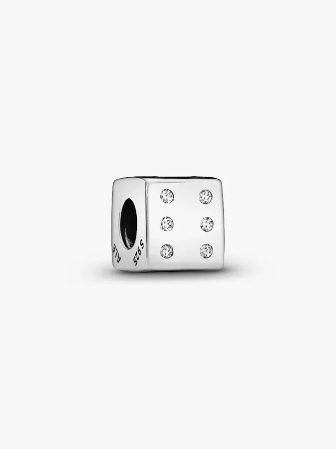 Funkelnder Würfel-Charm aus Sterlingsilber Funkelnder Würfel-Charm aus Sterlingsilber