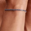 Funkelndes blaues Tennisarmband aus Sterlingsilber Funkelndes blaues Tennisarmband aus Sterlingsilber