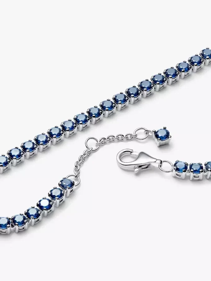 Funkelndes blaues Tennisarmband aus Sterlingsilber Funkelndes blaues Tennisarmband aus Sterlingsilber