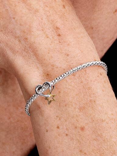 Glücksstern- und Herz-Charms – Sterlingsilber, 14-karätige Vergoldung Glücksstern- und Herz-Charms – Sterlingsilber, 14-karätige Vergoldung