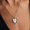 Gravierbarer, aufklappbarer Herzanhänger aus Sterlingsilber Gravierbarer, aufklappbarer Herzanhänger aus Sterlingsilber