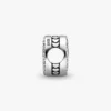 Gravierbarer funkelnder Knopf-Charm aus Sterlingsilber Gravierbarer funkelnder Knopf-Charm aus Sterlingsilber