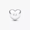 Gravierbarer Herz-Charm aus Sterlingsilber mit rotem Stein Gravierbarer Herz-Charm aus Sterlingsilber mit rotem Stein