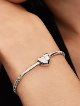 Gravierbarer Herz-Charm aus Sterlingsilber mit weißem Stein