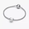 Gravierbarer Herz-Charm aus Sterlingsilber mit weißem Stein Gravierbarer Herz-Charm aus Sterlingsilber mit weißem Stein