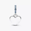 Gravierbarer Herz-Dangle Charm mit blauem Stein aus Sterlingsilber Gravierbarer Herz-Dangle Charm mit blauem Stein aus Sterlingsilber