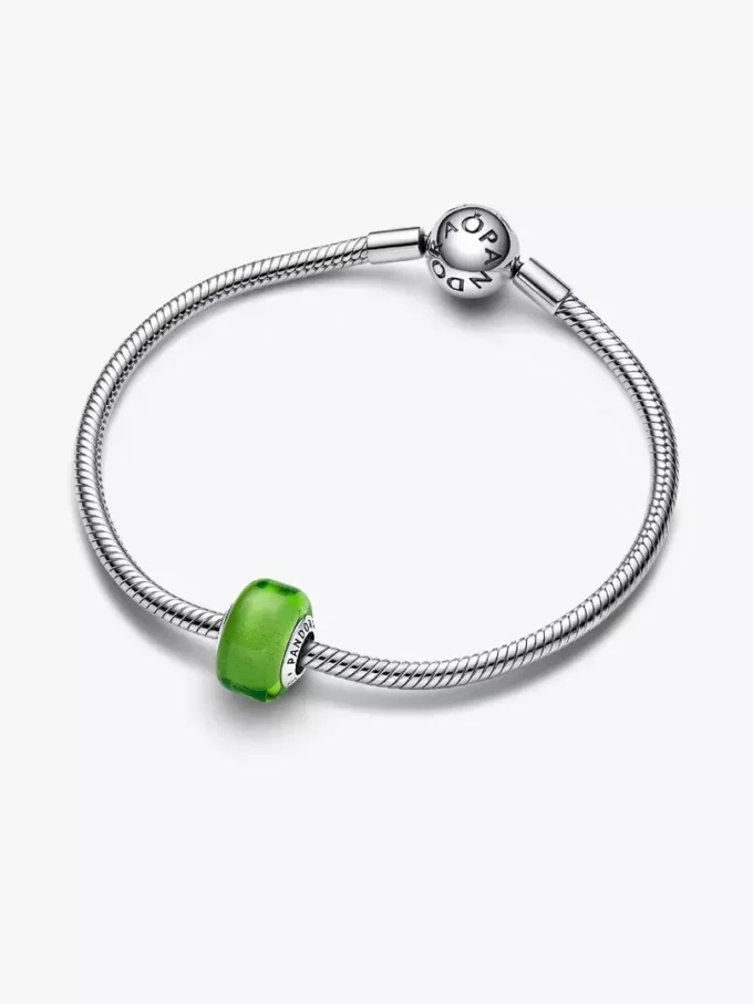 Grüner Mini-Murano-Glas-Charm aus Sterlingsilber Grüner Mini-Murano-Glas-Charm aus Sterlingsilber