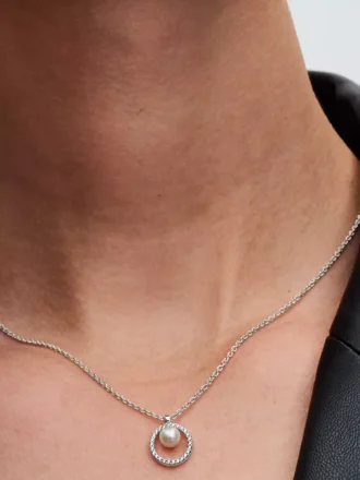 Halskette mit behandelter Süßwasserzuchtperle und Pavé-Collier aus Sterlingsilber