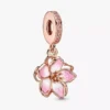 Dangle Charm mit Kirschblütenmotiv, 14 Karat Roségold-Beschichtung Dangle Charm mit Kirschblütenmotiv, 14 Karat Roségold-Beschichtung
