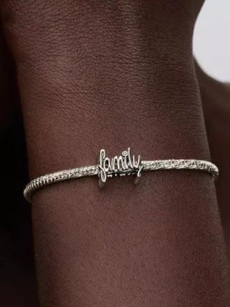 Handgeschriebener Familien-Charm aus Sterlingsilber