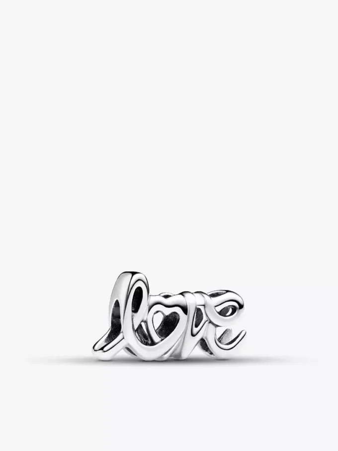 Handgeschriebener „Love“-Charm aus Sterlingsilber Handgeschriebener „Love“-Charm aus Sterlingsilber