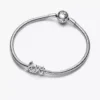 Handgeschriebener „Love“-Charm aus Sterlingsilber Handgeschriebener „Love“-Charm aus Sterlingsilber