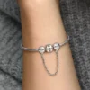 Herz-Safety Chain Charm aus Sterlingsilber Herz-Safety Chain Charm aus Sterlingsilber