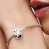Im Dunkeln leuchtender Boo-Geister-Charm aus Sterlingsilber Im Dunkeln leuchtender Boo-Geister-Charm aus Sterlingsilber