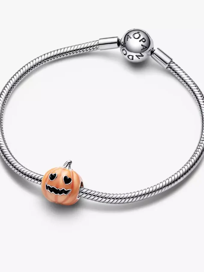 Im Dunkeln leuchtender gruseliger Kürbis-Charm aus Sterlingsilber Im Dunkeln leuchtender gruseliger Kürbis-Charm aus Sterlingsilber
