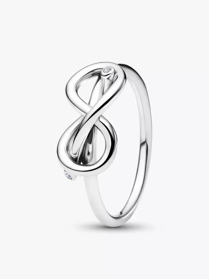 Infinity-Knoten-Ring aus Sterlingsilber